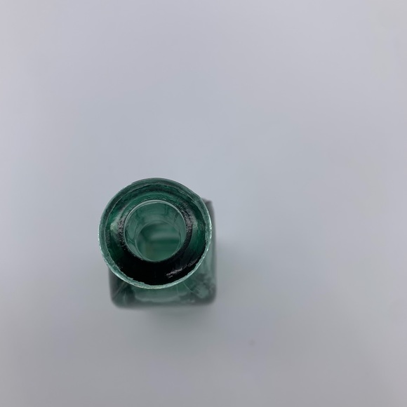 Vintage Green Sage Pressed Glass Bottle LIDCO - Picture 8 of 12